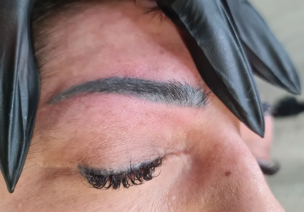 Correzione di trucco semipermanente realizzata a Varese
